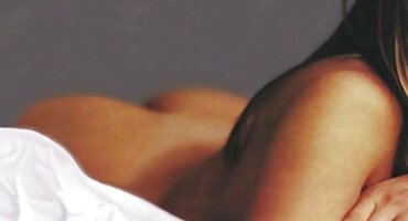 phim sex ông già nhật Valentina phimsexdoc thỏa mãn huấn luyện viên trong Hội trường.