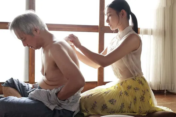 elif karaaslan video sex Nàng dâu xinh đẹp về quê chăm sóc bố Người chồng nhưng bố đã thiếu thốn quá lâu